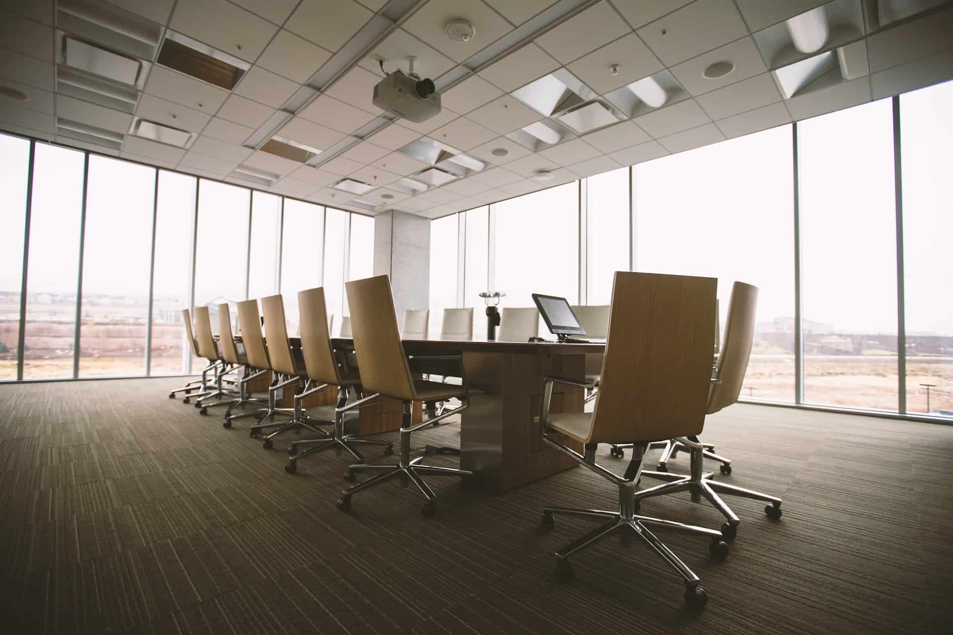 Maximizing Space and Style: The Benefits of Hiring Commercial Furniture Installation Experts